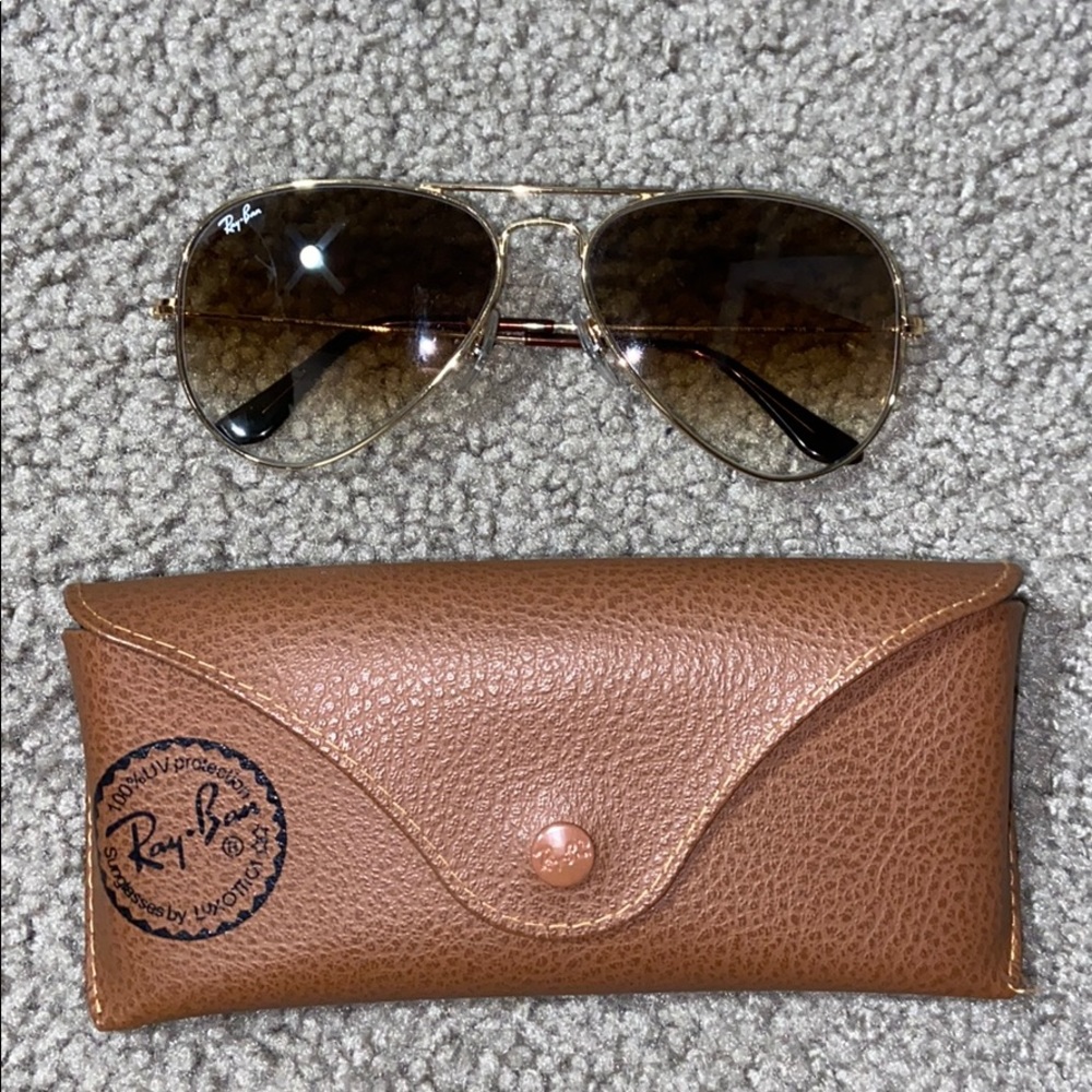 LIKE NEW RAY BANS!!!